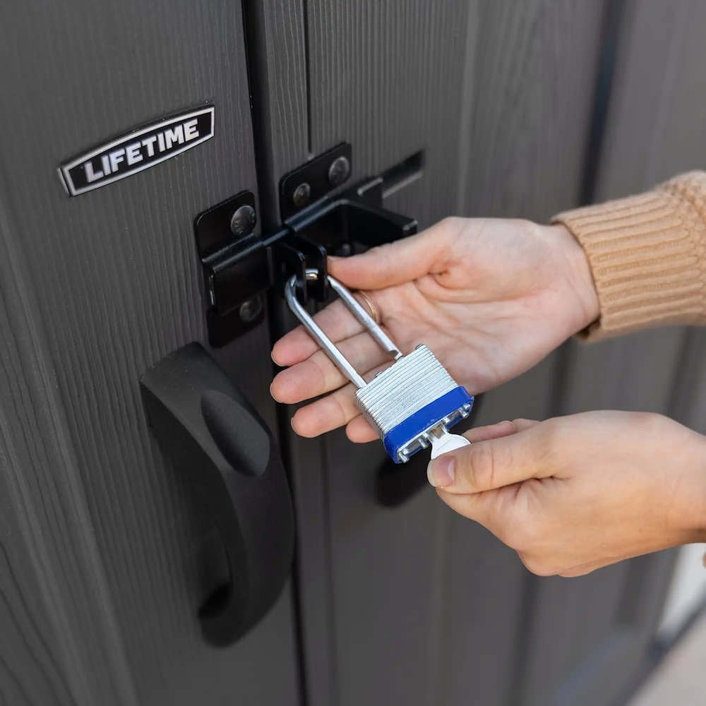 Single Entrance Plastic Shed 15X8